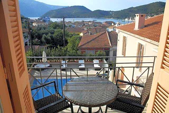 Korina Gallery Hotel