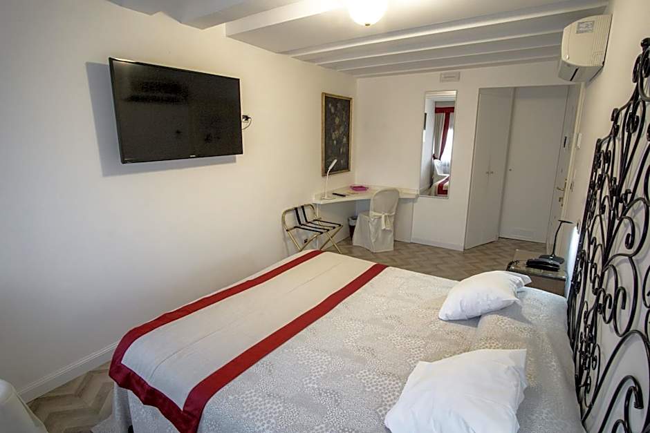 Hotel Antigo Trovatore