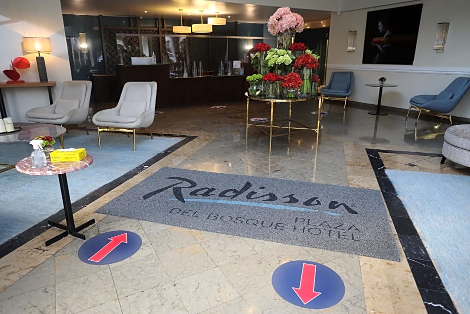 Radisson Hotel Plaza del Bosque