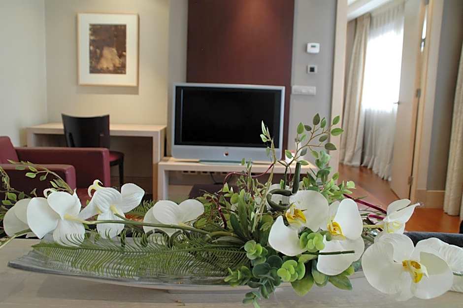 Washington Parquesol Suites & Hotel