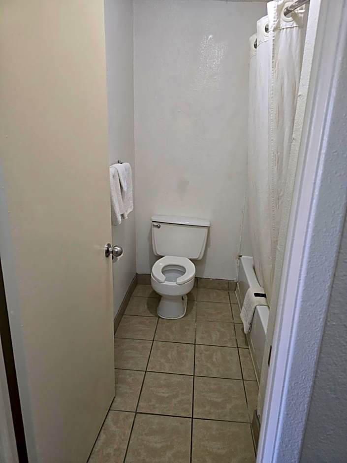 Carpet Inn