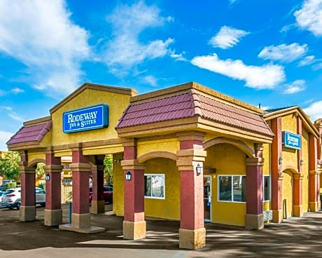 Rodeway Inn & Suites