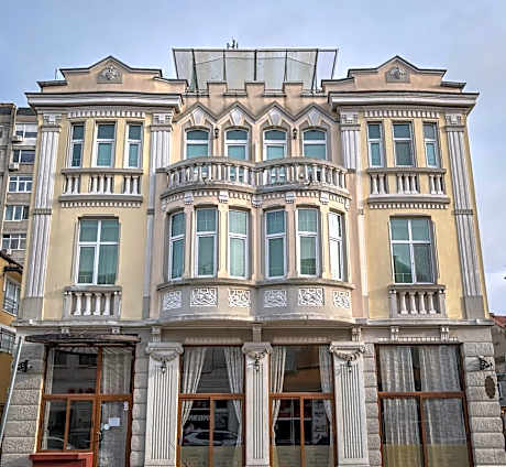 Family Hotel Chiplakoff