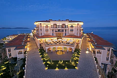 Birun Ada Hotel