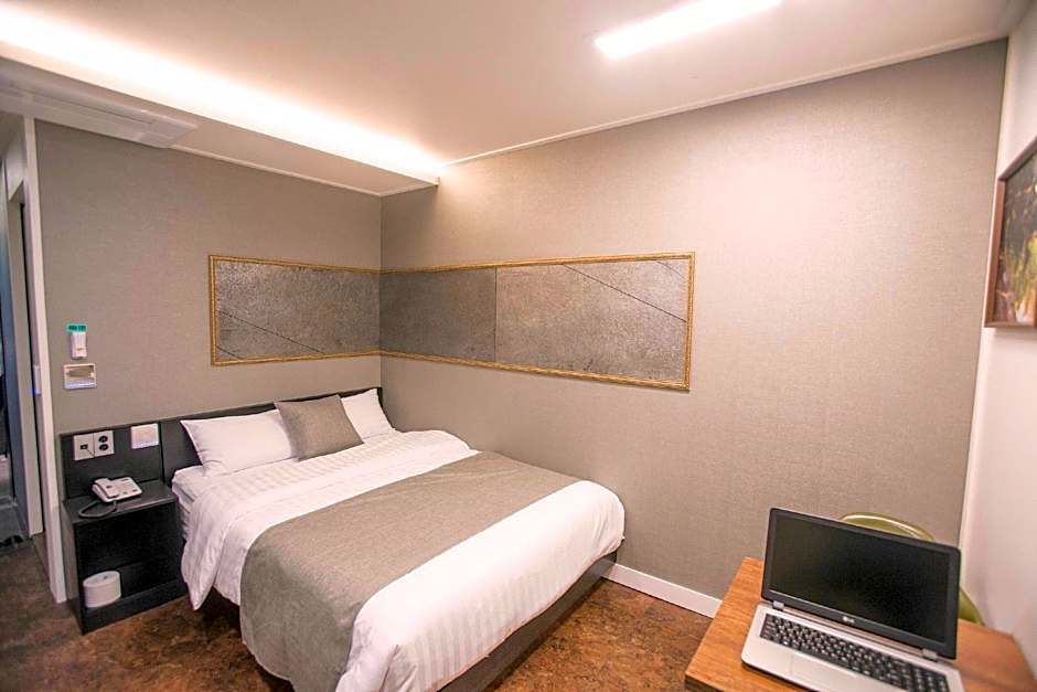 Major Hotel 2