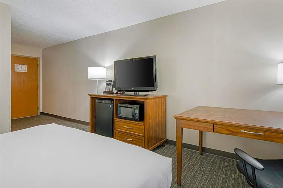 SureStay Plus Hotel by Best Western Elizabethtown Hershey