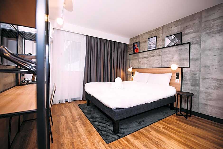 Ibis Belfast City Centre