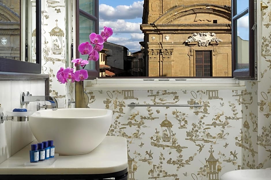 San Firenze Suites & Spa