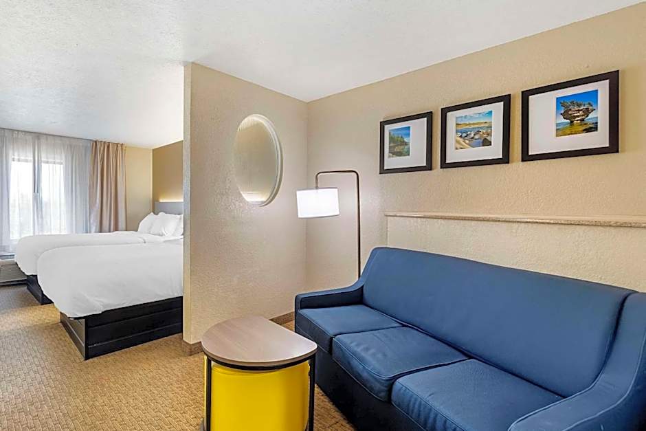 Comfort Suites Merrillville Near US 30