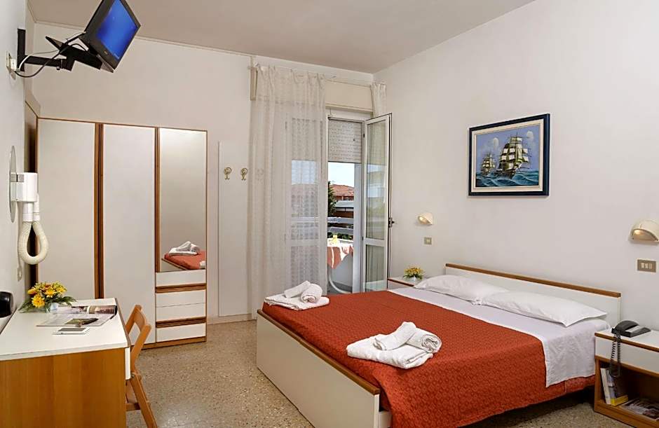 Hotel Ciondolo D'Oro 5 minuti da Rimini Fiera CON PARCHEGGIO INCLUSO