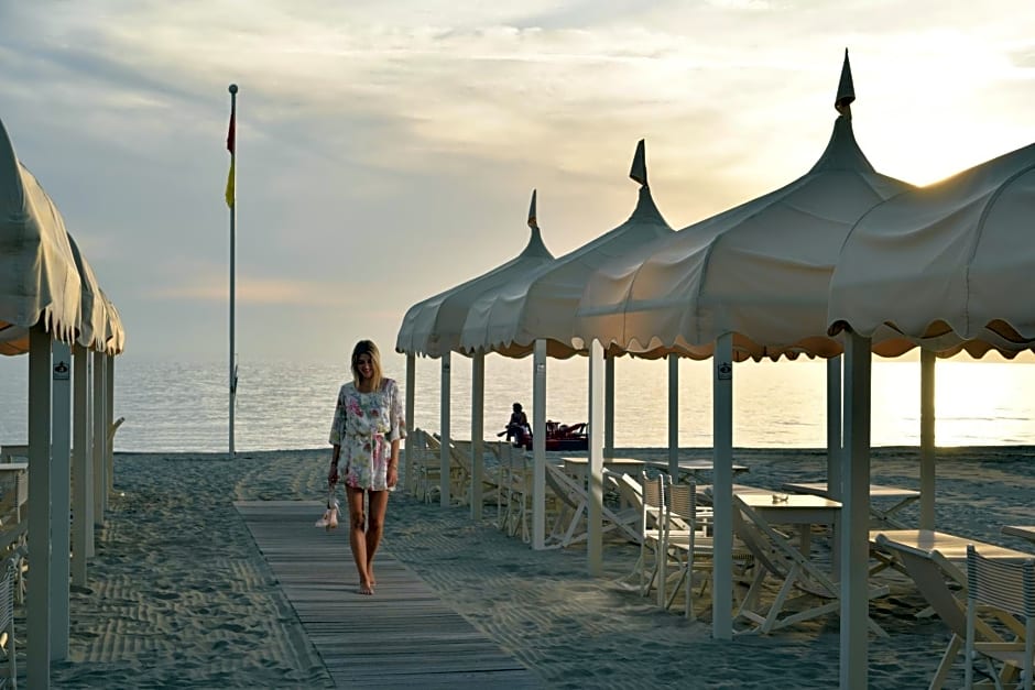 Versilia Lido - UNA Esperienze