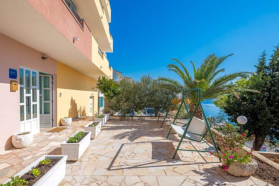Adriatic Blue Apartments