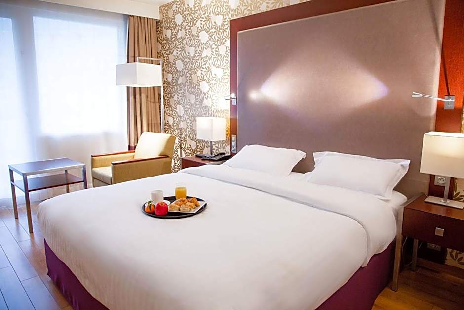 Clarion Paris CDG Airport