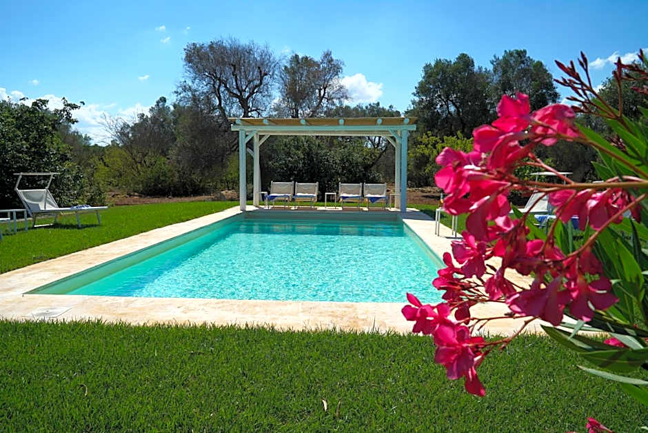 TRULLO MATTEO VILLA DE LUXE avec PISCINE