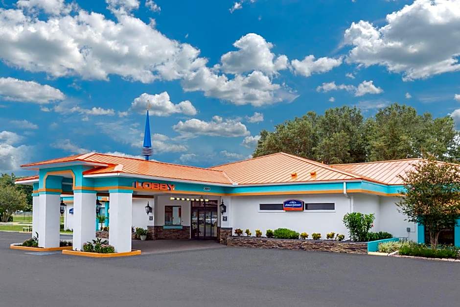 Howard Johnson by Wyndham Ocala FL I-75