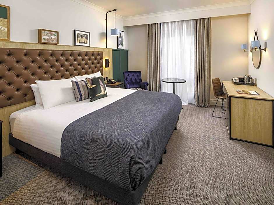 Mercure Oxford Hawkwell House Hotel