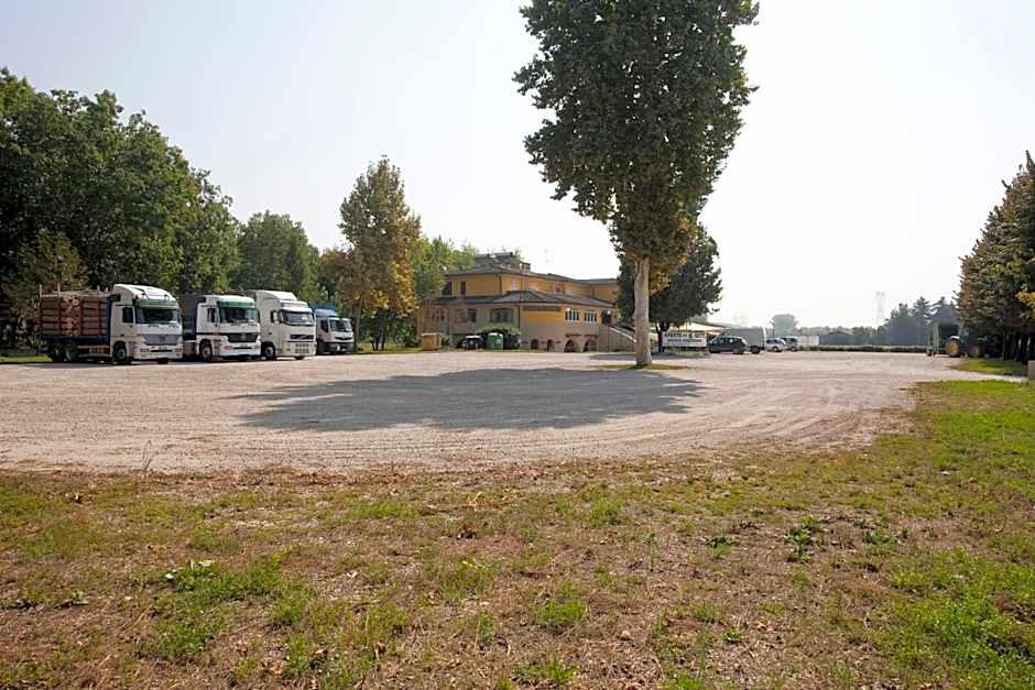 La Quercia Hotel con Ristorante