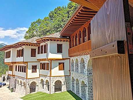 Guest Mansion, Гостински Палат