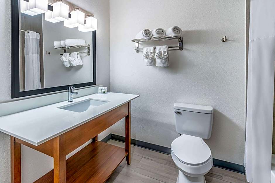 Baymont by Wyndham Carlsbad NM