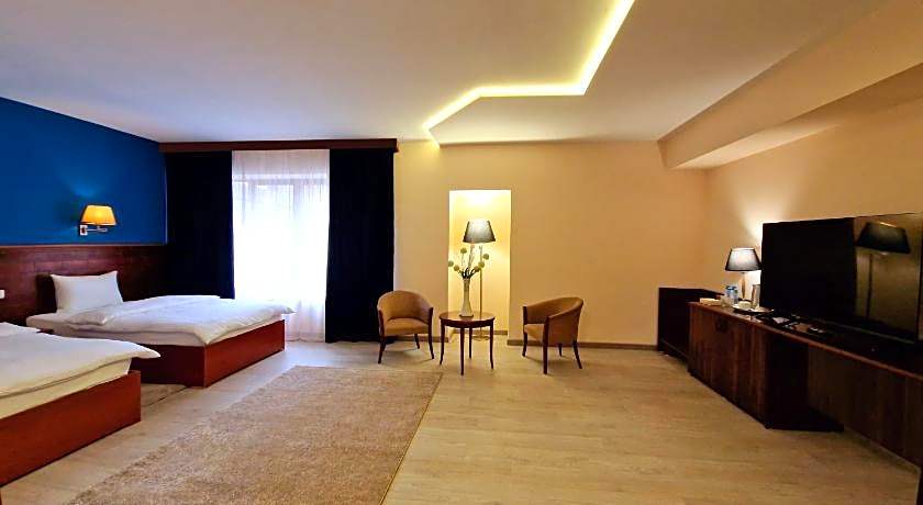 Ararat Hotel