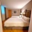 Hotel Canada