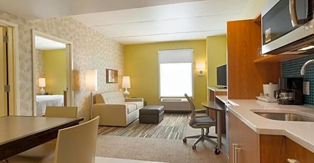 Home2 Suites by Hilton Albany Airport/Wolf Rd