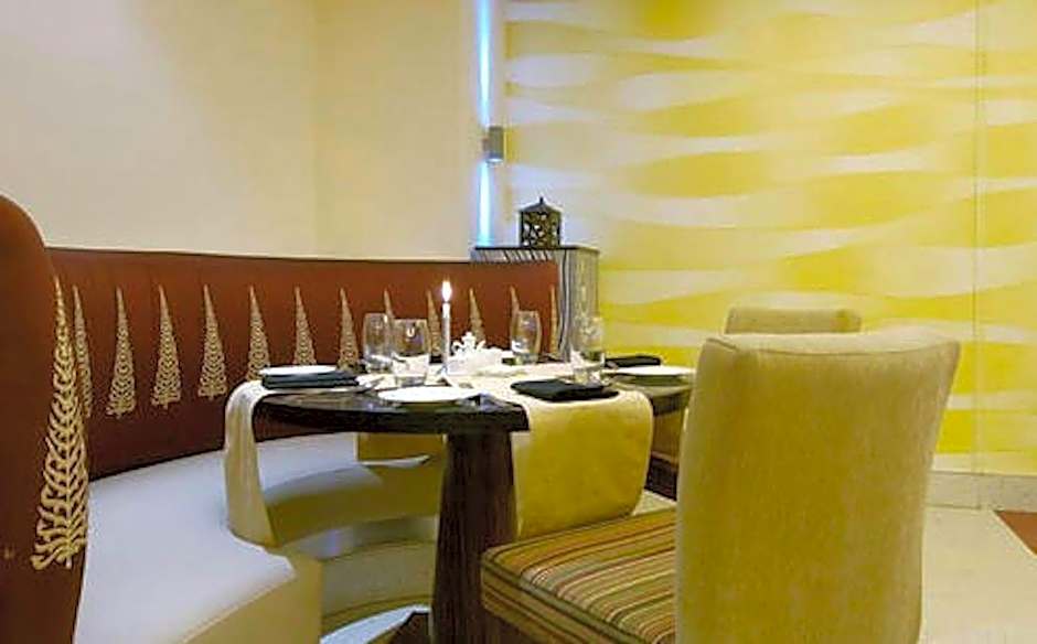 Vivanta Vijayawada, MG Road