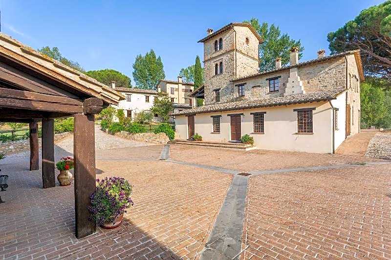 Borgo Pulciano Agriturismo