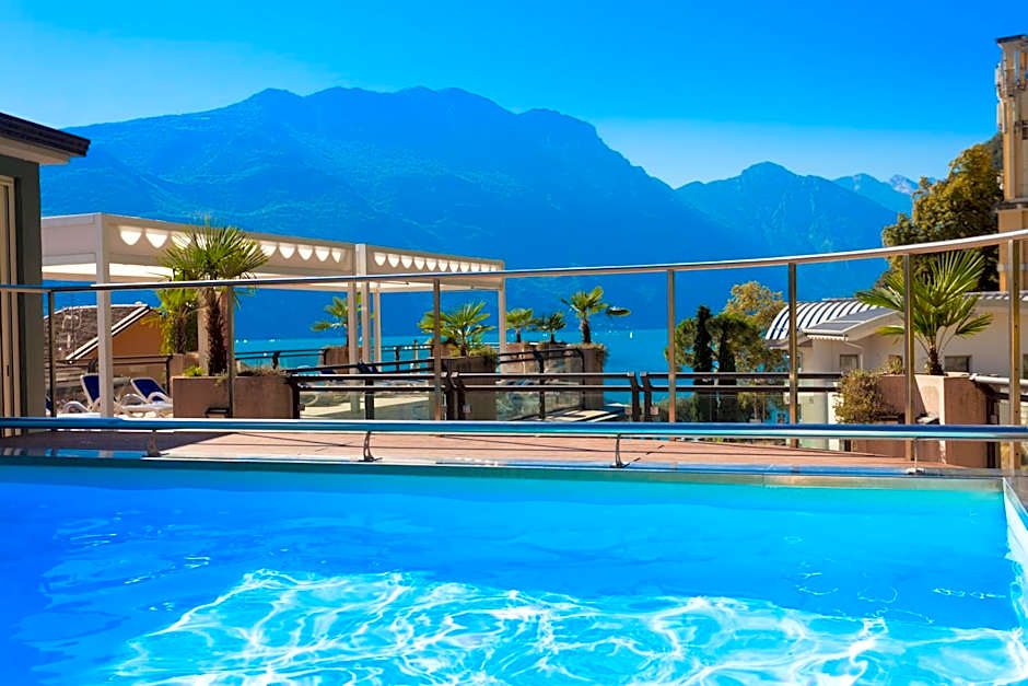 Hotel Europa - Skypool & Panorama