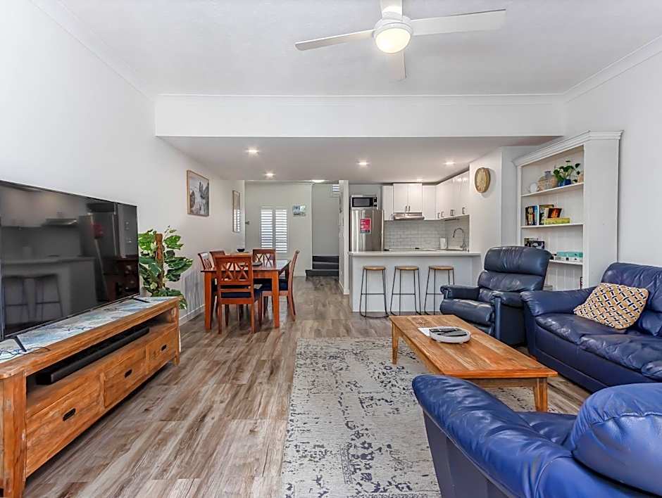 Bella Mare Coolangatta Beachside Apartments