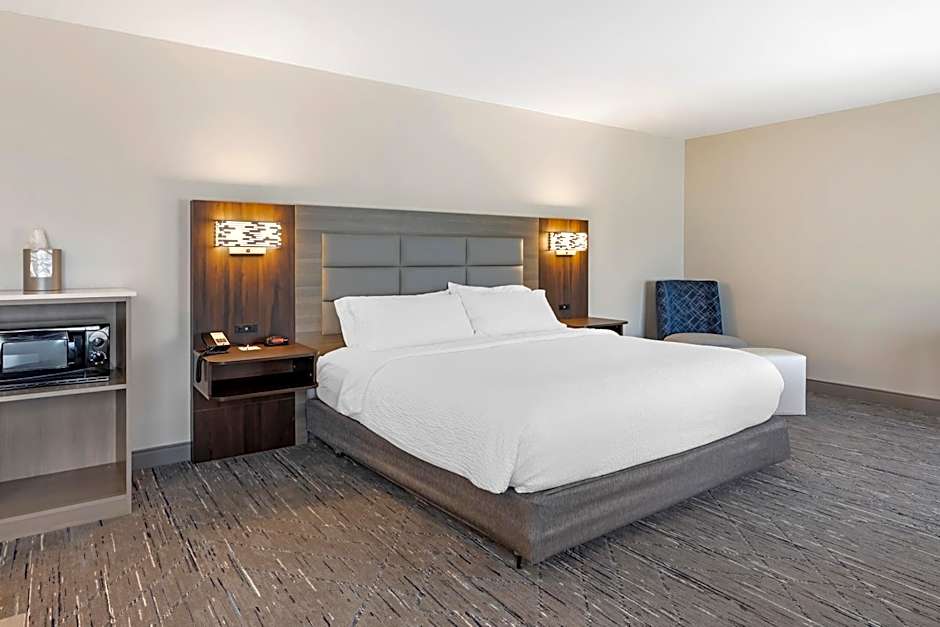 Holiday Inn Express White House By IHG