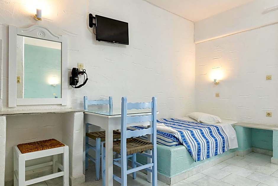 Stratos Apartments & Studios