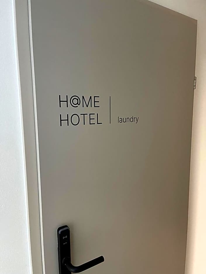 Hotel AT HOME - late arrival self check in