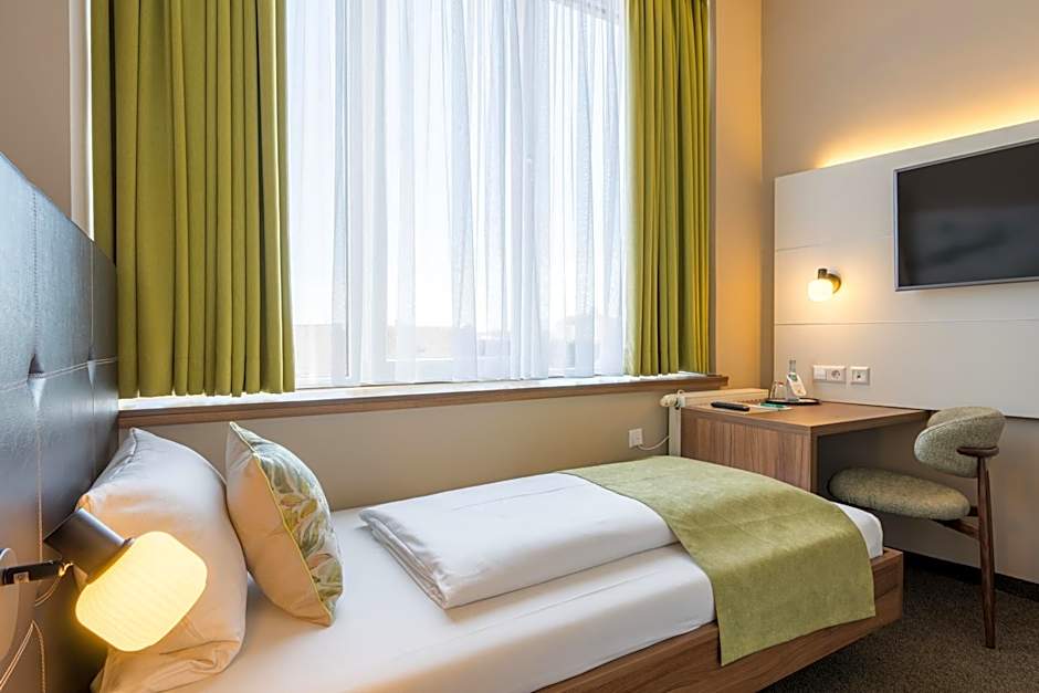 JOESEPP´S HOTEL am Schweizerberg