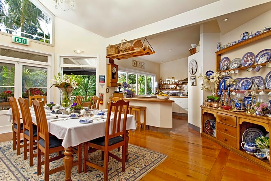 Peace and Plenty Inn