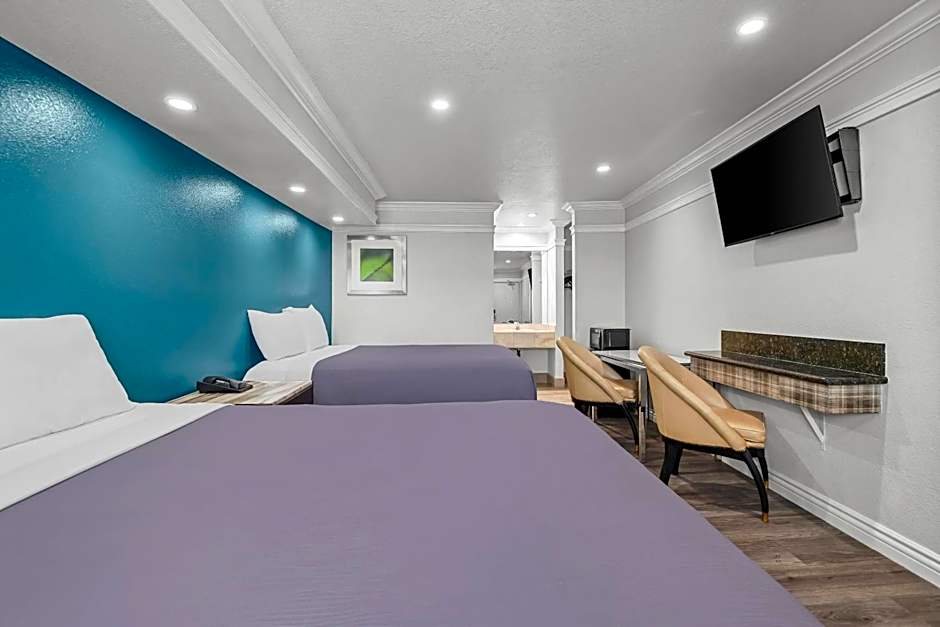 Rodeway Inn Commerce - Los Angeles