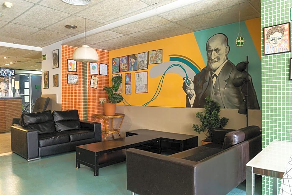 Be Dream Hostel