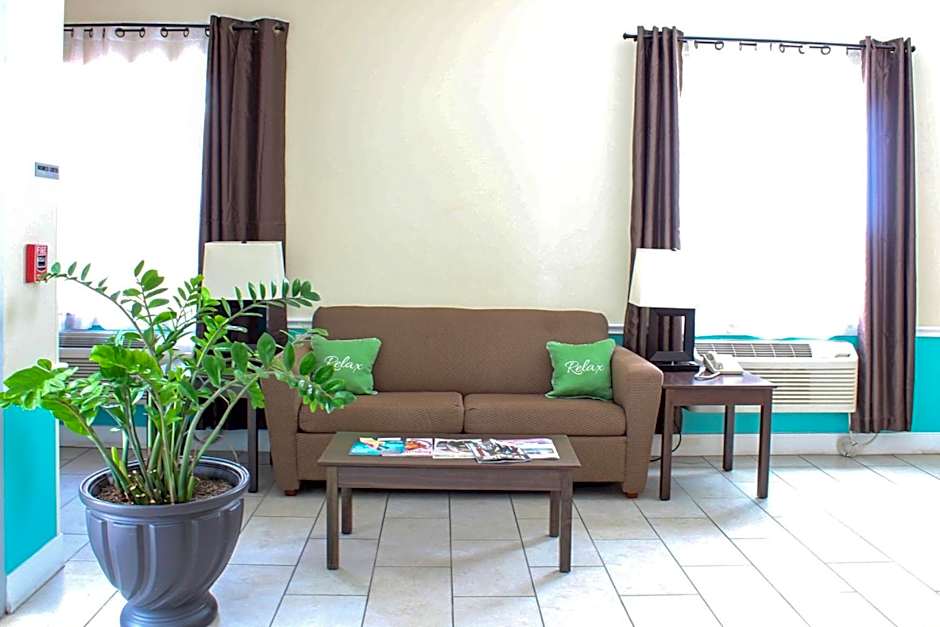 Texas Bungalows Hotel & Hotel Que at Lakeline Austin Cedar Park