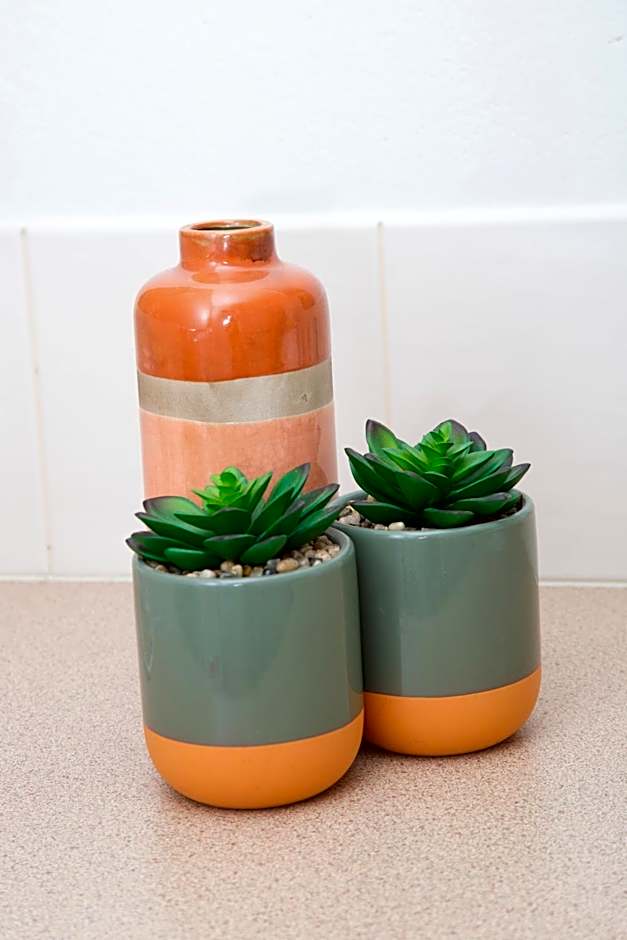 Crystal Fountain Motel