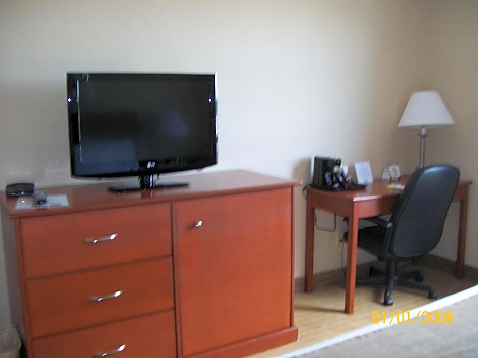 Days Inn by Wyndham Moose Jaw