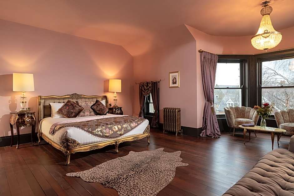 The Harrison Chambers of Distinction