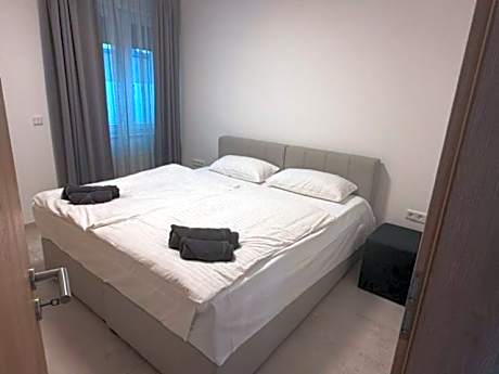 Deluxe Double Studio