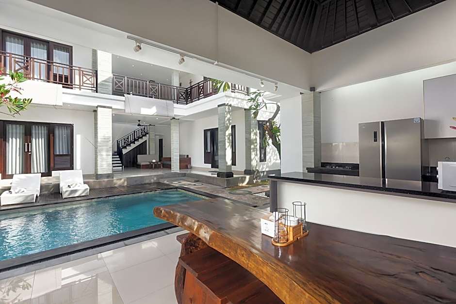 Maja Villa Batubelig by GenuineHost