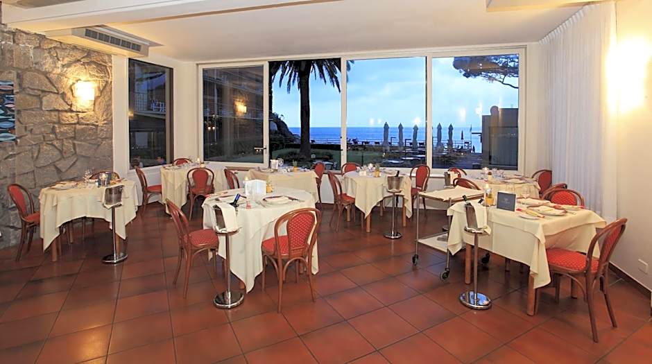Hotel Desiree
