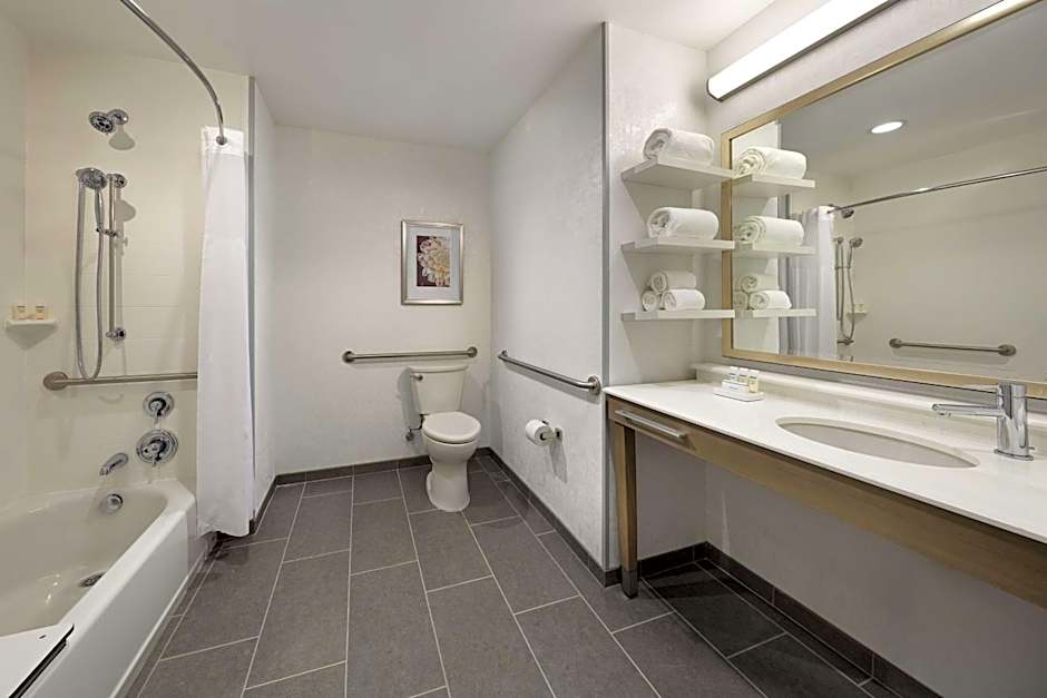 Hampton Inn By Hilton Long Beach Airport, Ca