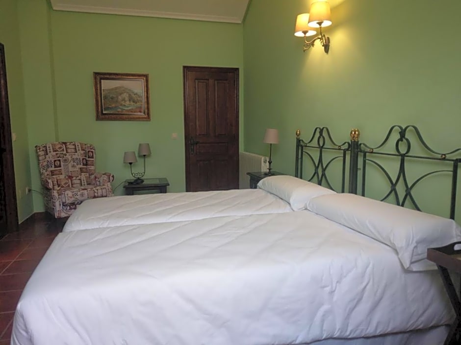 Hotel Rural El Otero