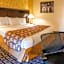 Elmhurst Hotel