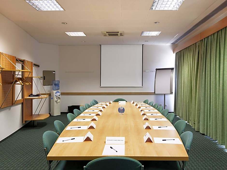 Hotel ibis Porto Sao Joao