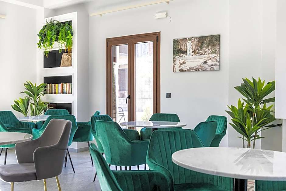 Malathro Olympus Guest House