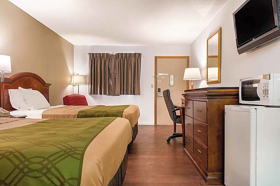 Econo Lodge Holland - Toledo